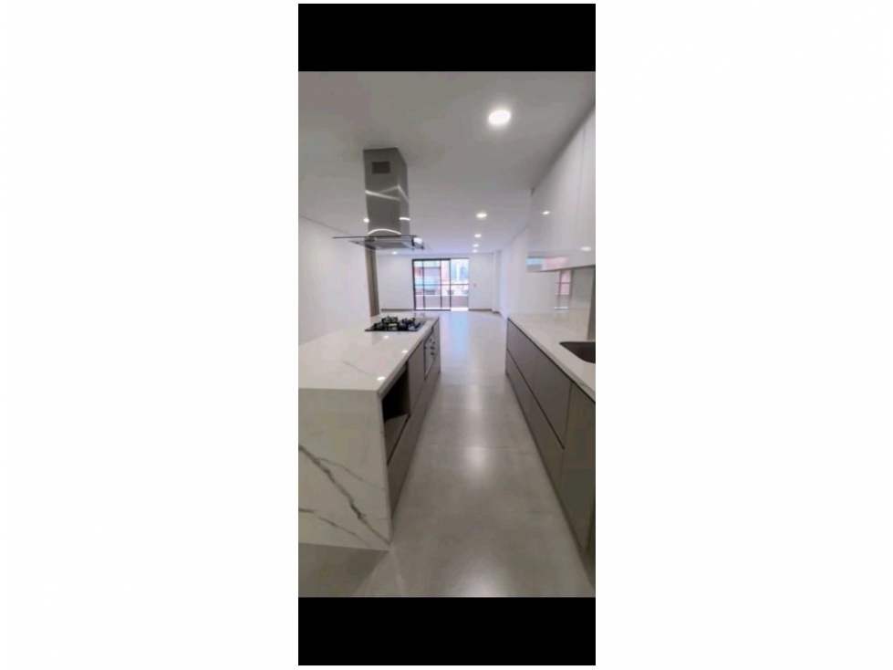 APARTAMENTO EN VENTA LAURELES