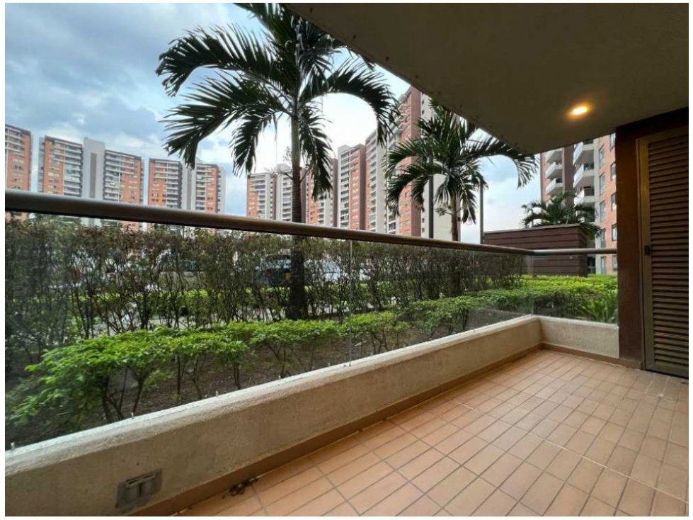 APARTAMENTO EN VENTA LOMA DE LOS BERNAL