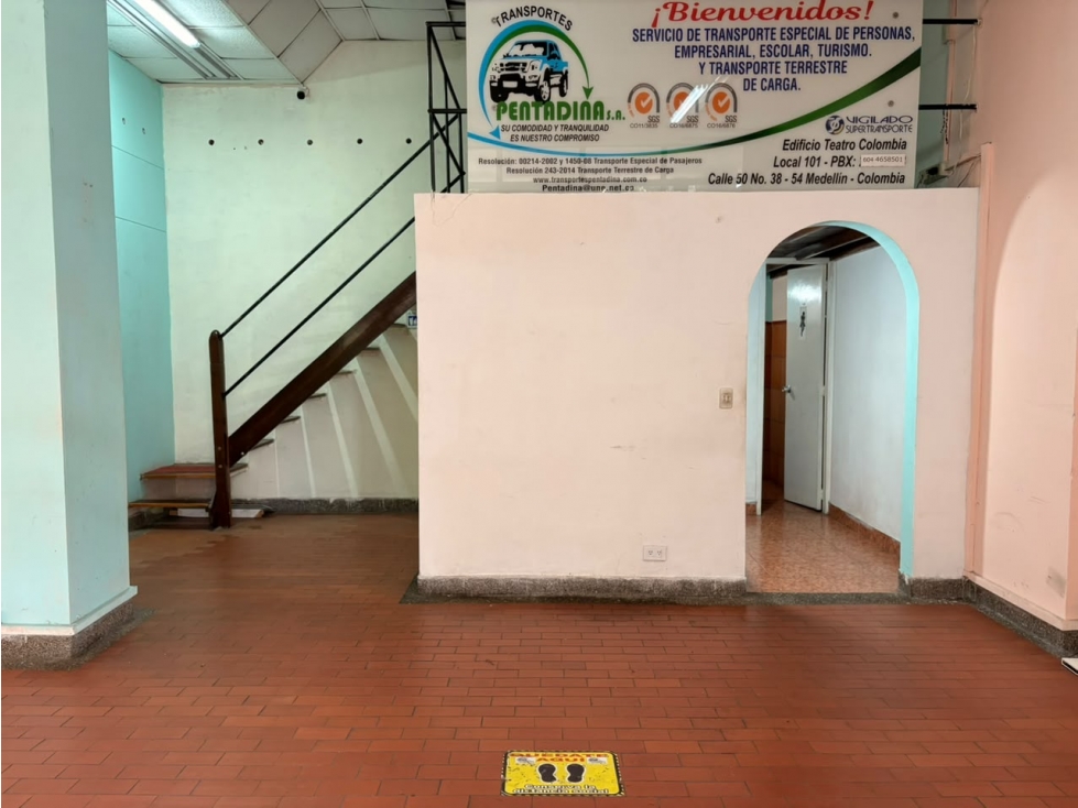 OFICINA PARA EL ARRIENDO EN LA CANDELARIA