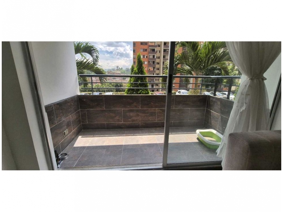 APARTAMENTO EN VENTA LOMA DE LOS BERNAL