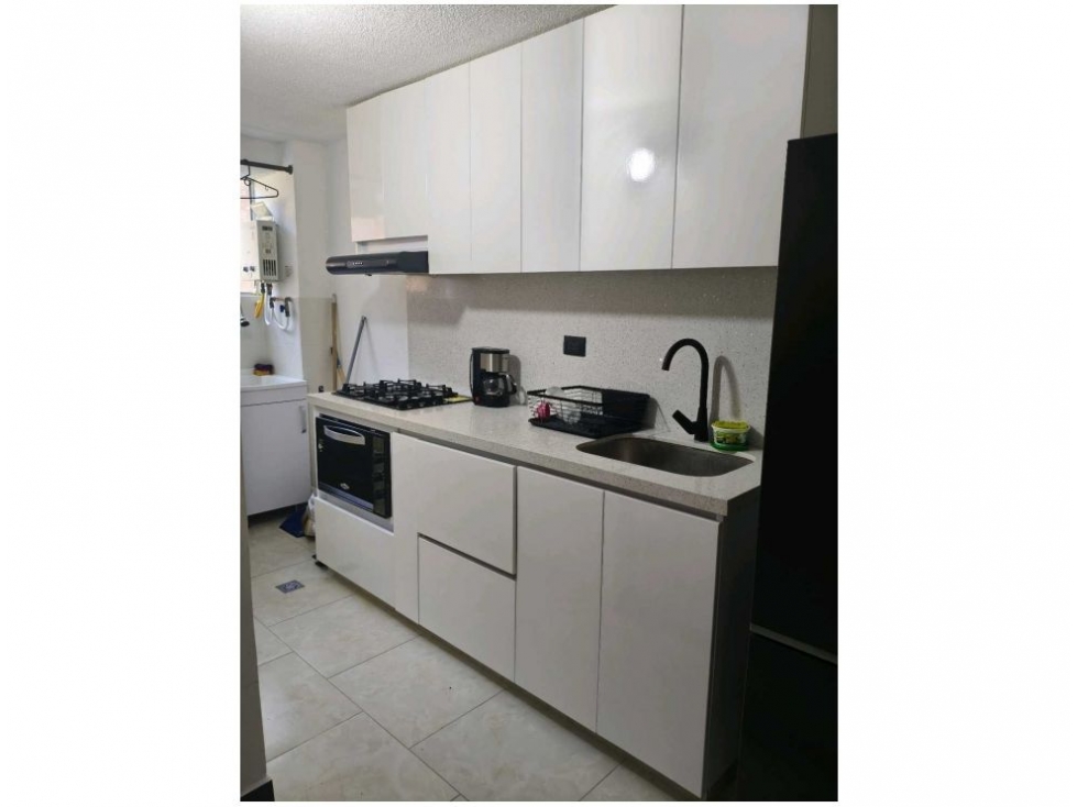 APARTAMENTO EN VENTA LOMA DE LOS BERNAL