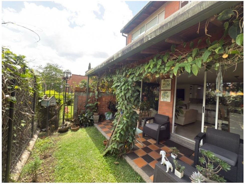 CASA EN VENTA ENVIGADO LA INTERMEDIA