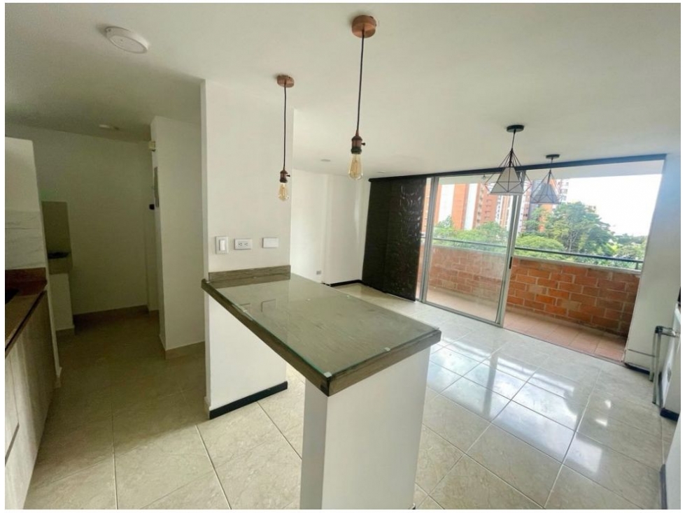 APARTAMENTO EN VENTA LOMA DE LOS BERNAL PARTE BAJA