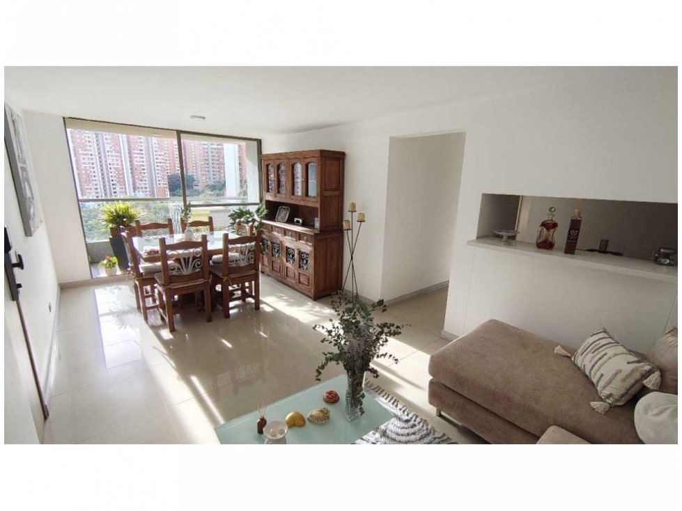 APARTAMENTO EN VENTA LOMA DE LOS BERNAL