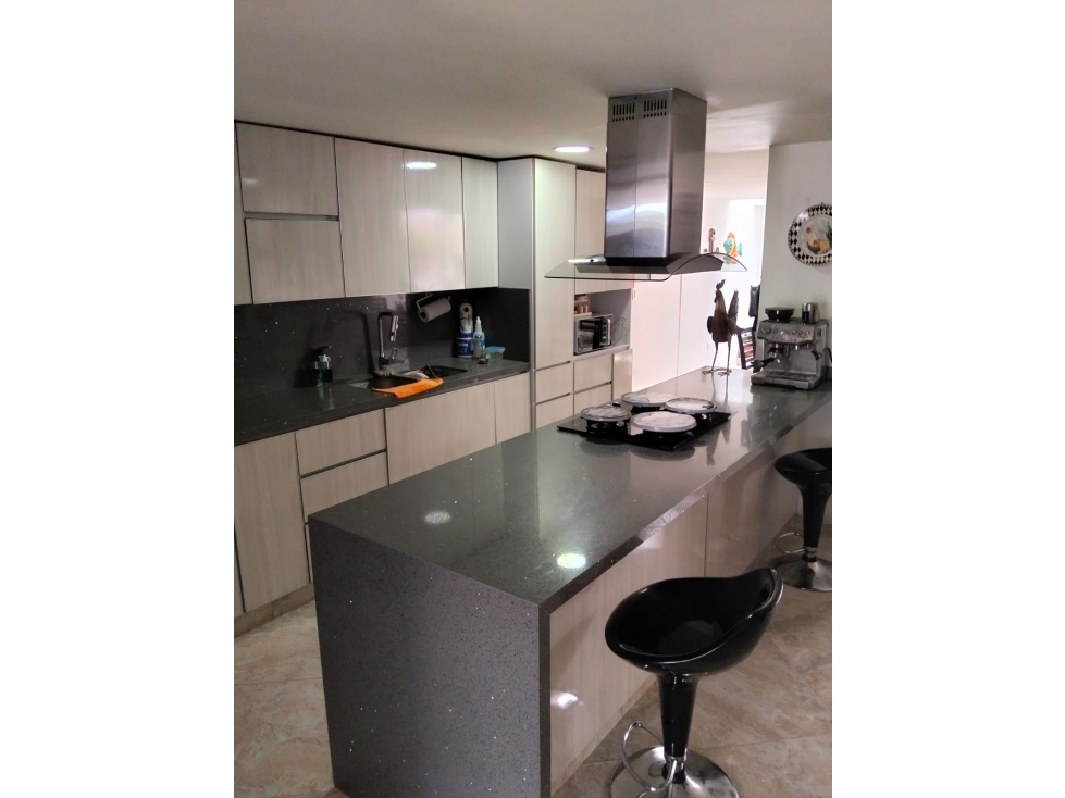 CASA EN VENTA UNIFAMILIAR LOMA DE LOS BERNAL