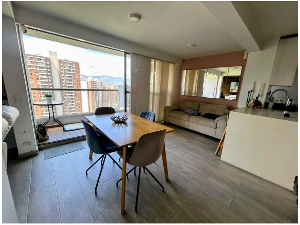 APARTAMENTO EN VENTA LOMA DE LOS BERNAL