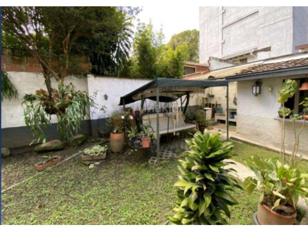 SE VENDE CASA UNIFAMILIAR SECTOR BELEN LA PALMA