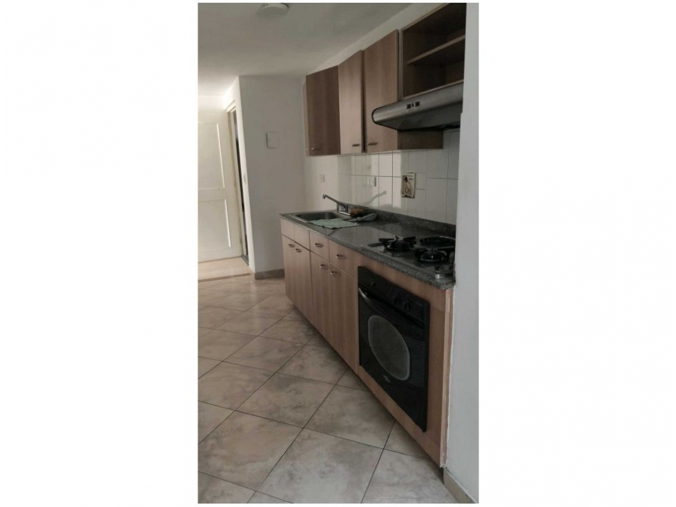 VENTA APARTAMENTO SECTOR LOMA DE LOS BERNAL PARTE BAJA — foto 2
