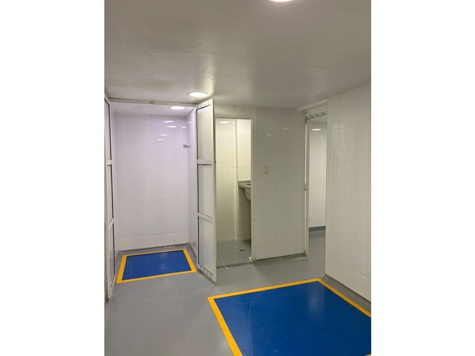 LOCA EN ARRIENDO EN LAURELES CERCA A LA AVENIDA NUTIVARA — foto 6