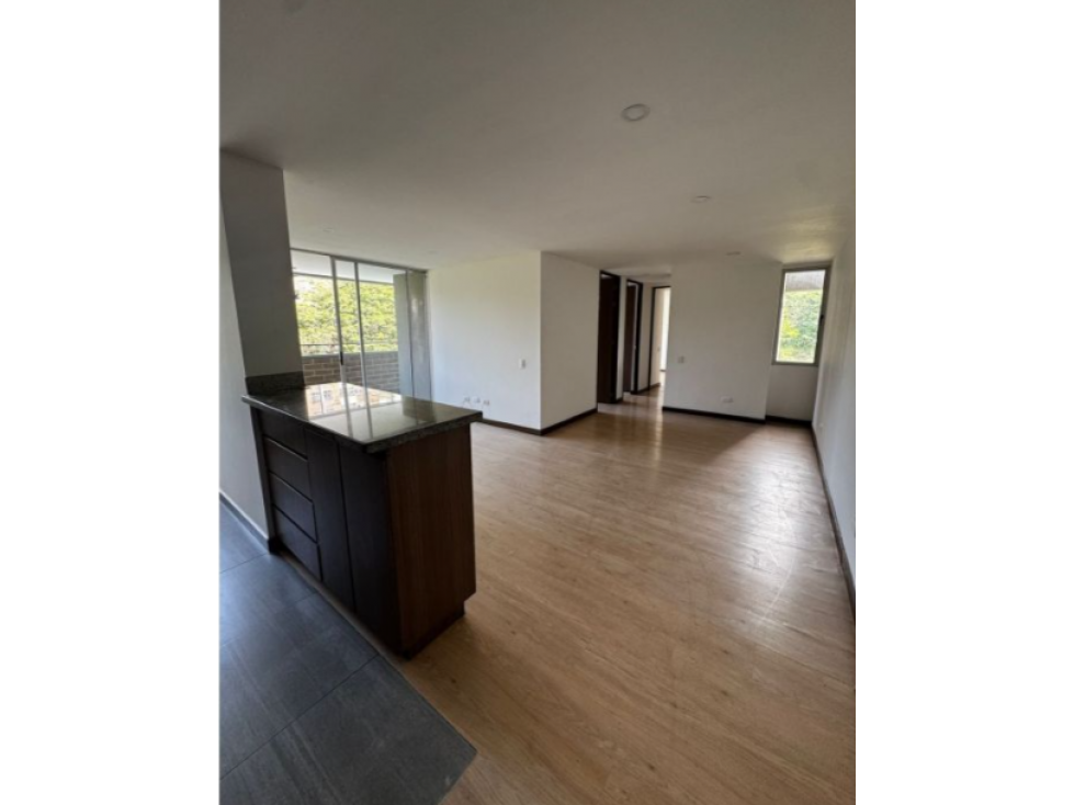 APARTAMENTO EN VENTA EN ENVIGADO — foto 2