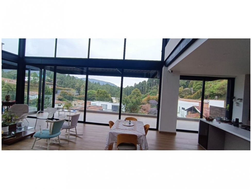 CASA EN VENTA LOMA DEL ESCOBERO ALTO UN NIVEL — foto 2