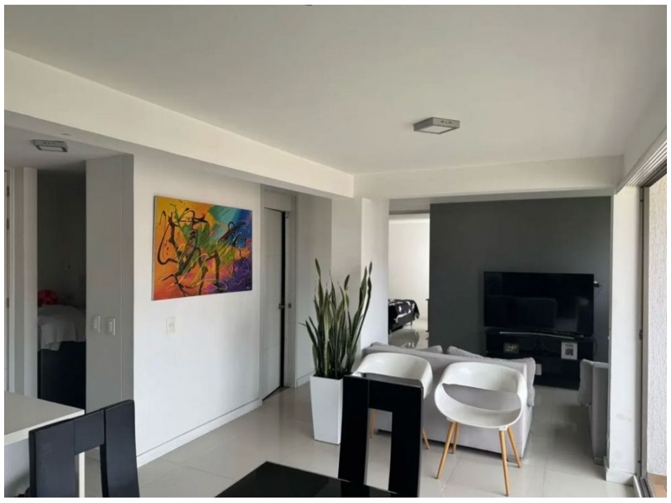 APARTAMENTO EN VENTA LOMA DE LOS BERNAL — foto 2