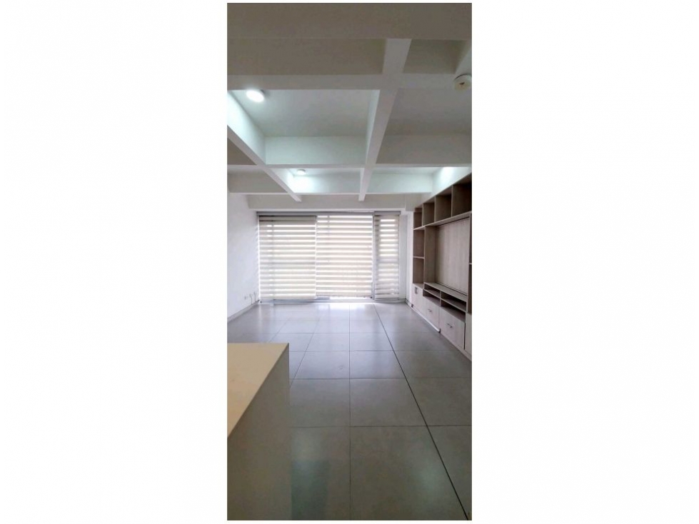 APARTAMENTO EN VENTA LOMA DE LOS BERNAL — foto 2