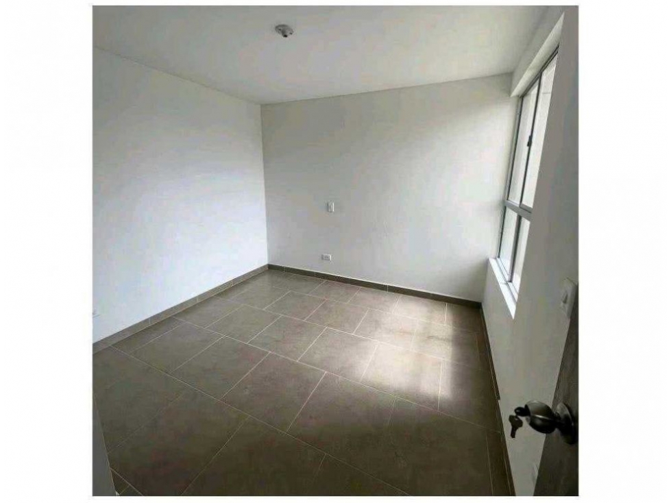 APARTAMENTO EN VENTA SECTOR CALASANZ PARTE ALTA — foto 2