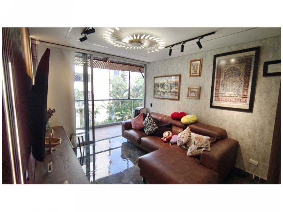 APARTAMENTO EN VENTA EL POBLADO SECTOR CAMPESTRE — foto 2