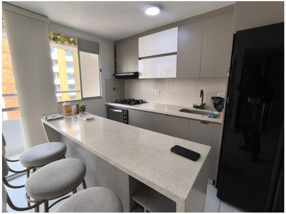 VENTA APARTAMENTO LOMA DE LOS BERNAL RANGO 7 10127188 — foto 2