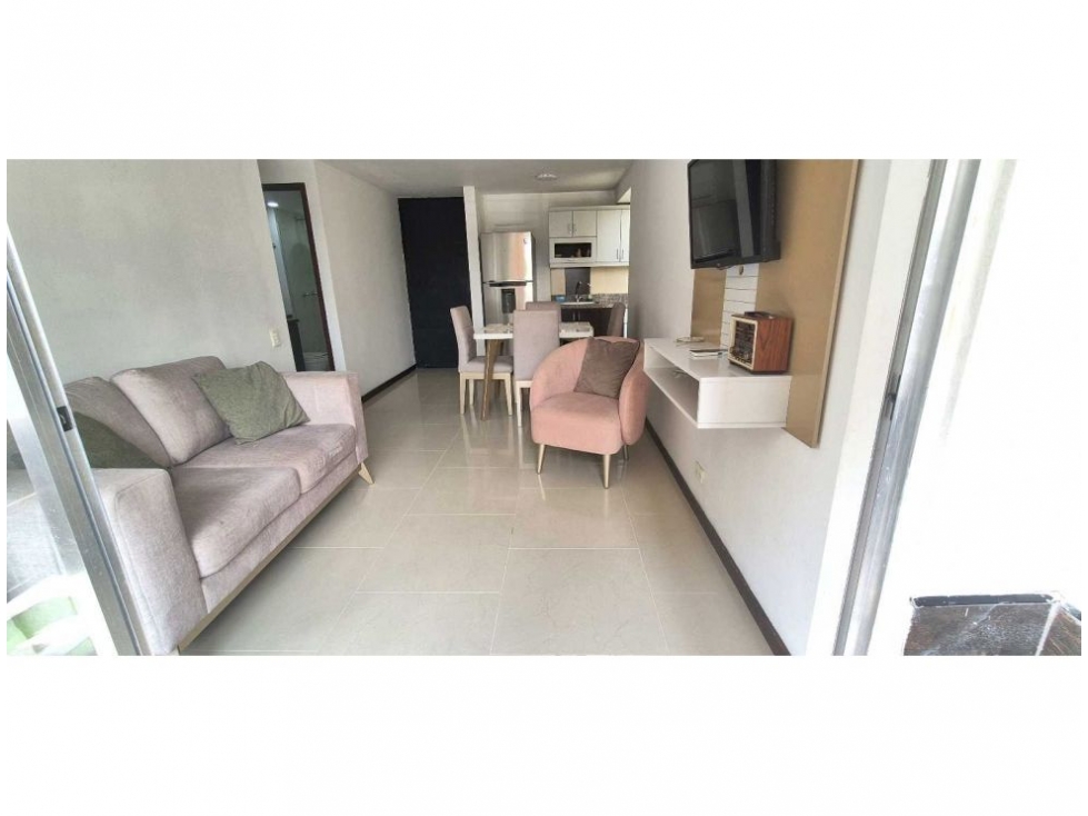 APARTAMENTO EN VENTA LOMA DE LOS BERNAL — foto 2