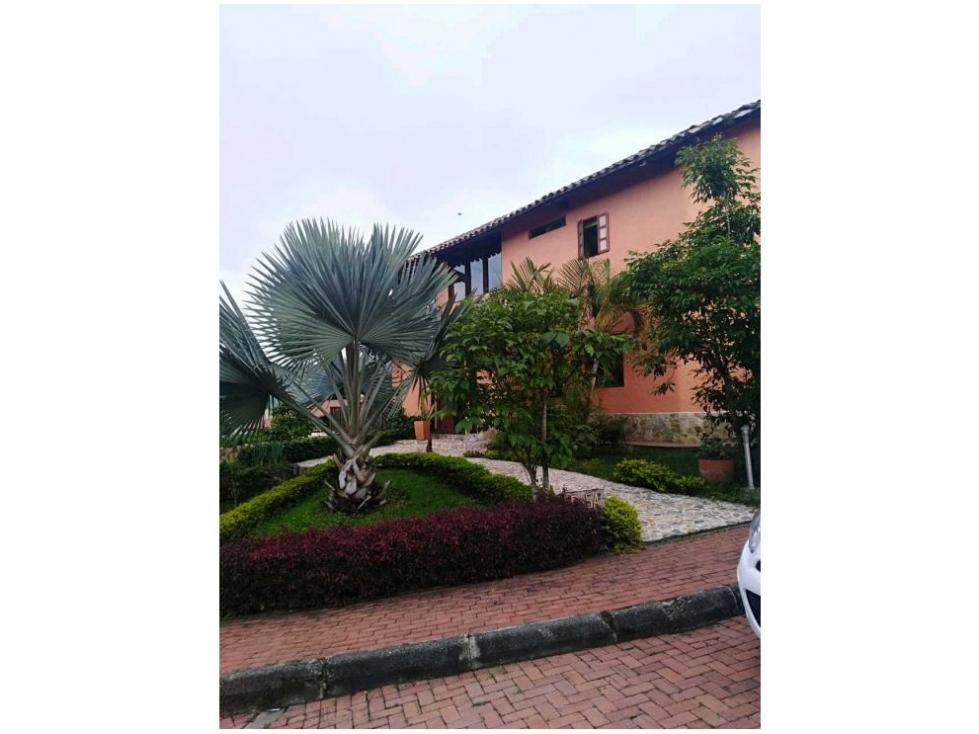 CASA CAMPESTRE EN VENTA LA ESRTELLA — foto 2