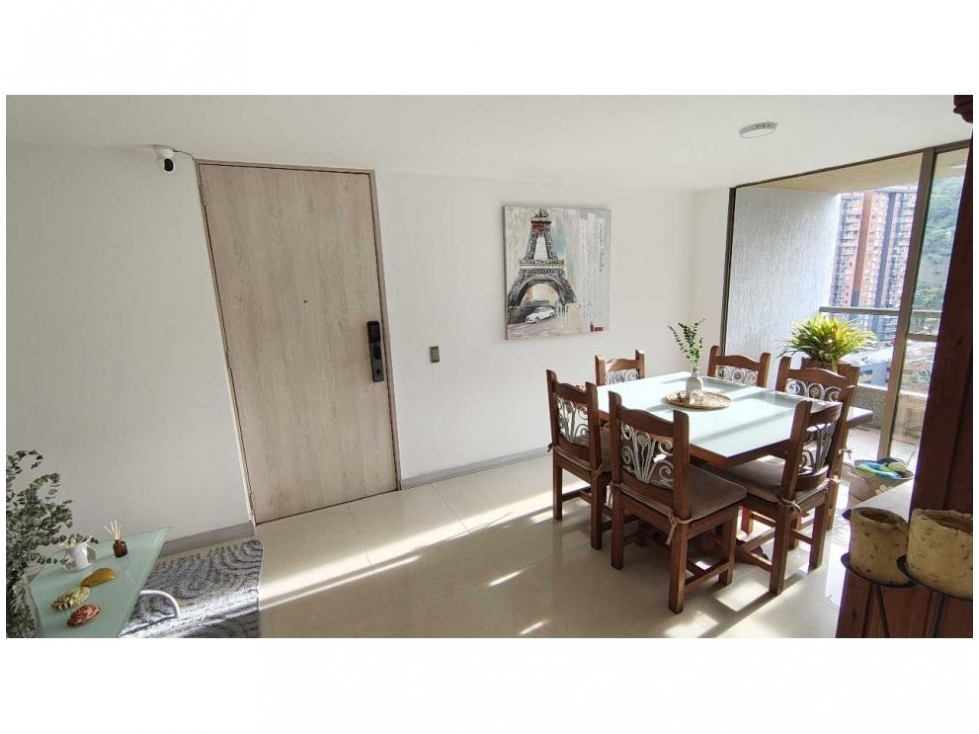 APARTAMENTO EN VENTA LOMA DE LOS BERNAL — foto 2