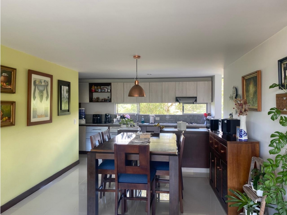 APARTAMENTO EN VENTA EL POBLADO DIAMANTE 2 — foto 2