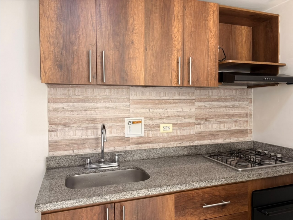 SE ARRIENDA APARTAMENTO EN BELEN RODEO ALTO — foto 3
