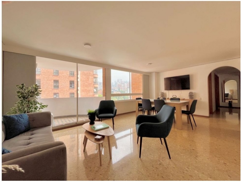APARTAMENTO EN VENTA MILLA DE ORO PARA INVERSIONISTA RENTANDO — foto 2