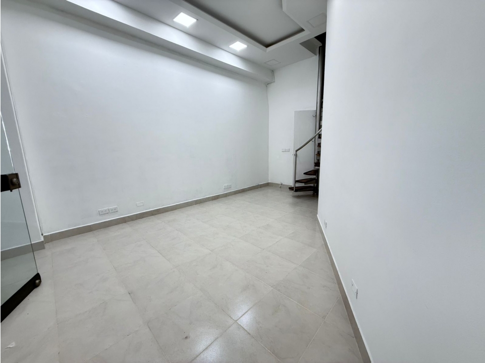 LOCAL EN VENTA, SECTOR LOMA DEL ESCOBERO ENVIGADO — foto 3
