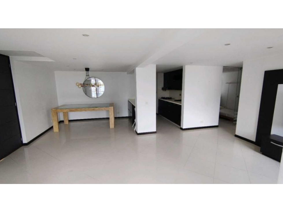 SE VENDE APARTAMENTO EN LOMA DE LOS BERNAL — foto 3