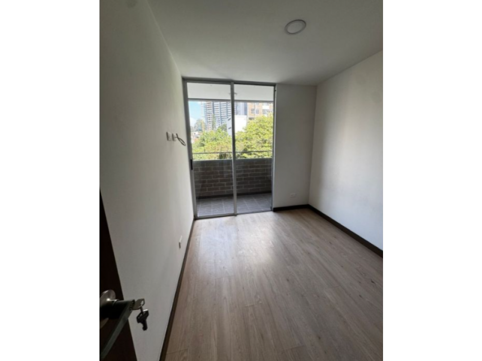 APARTAMENTO EN VENTA EN ENVIGADO — foto 4