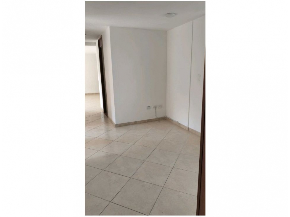 VENTA APARTAMENTO SECTOR LOMA DE LOS BERNAL PARTE BAJA — foto 6