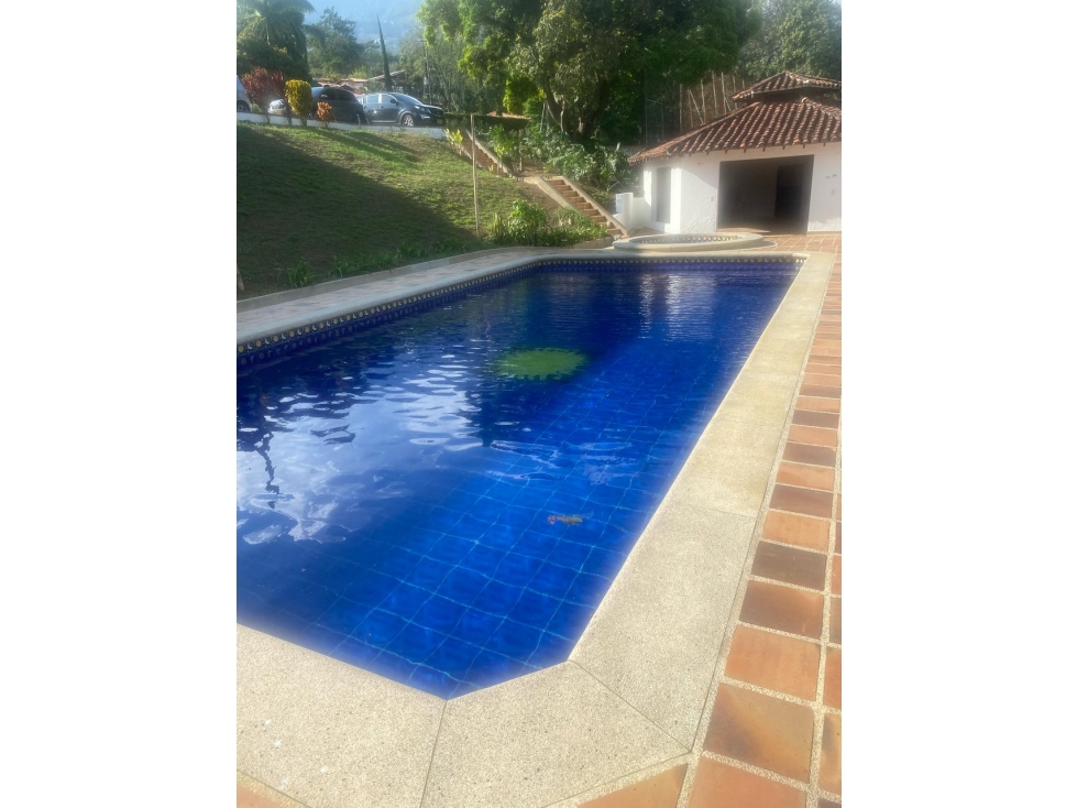 SE VENDE CASA FINCA COPACABANA — foto 3