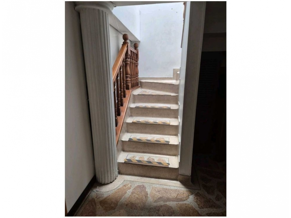 CASA EN VENTA UNIFAMILIAR SECTOR BELÉN ALIADAS — foto 3
