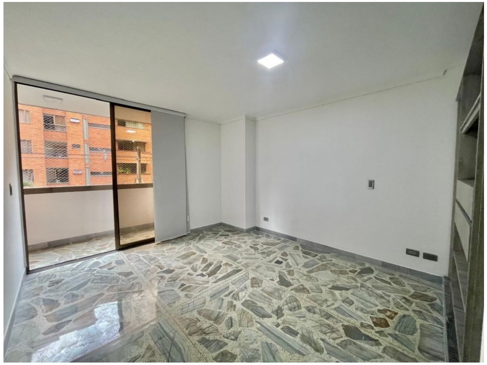 APARTAMENTO EN VENTA LAURELES — foto 3
