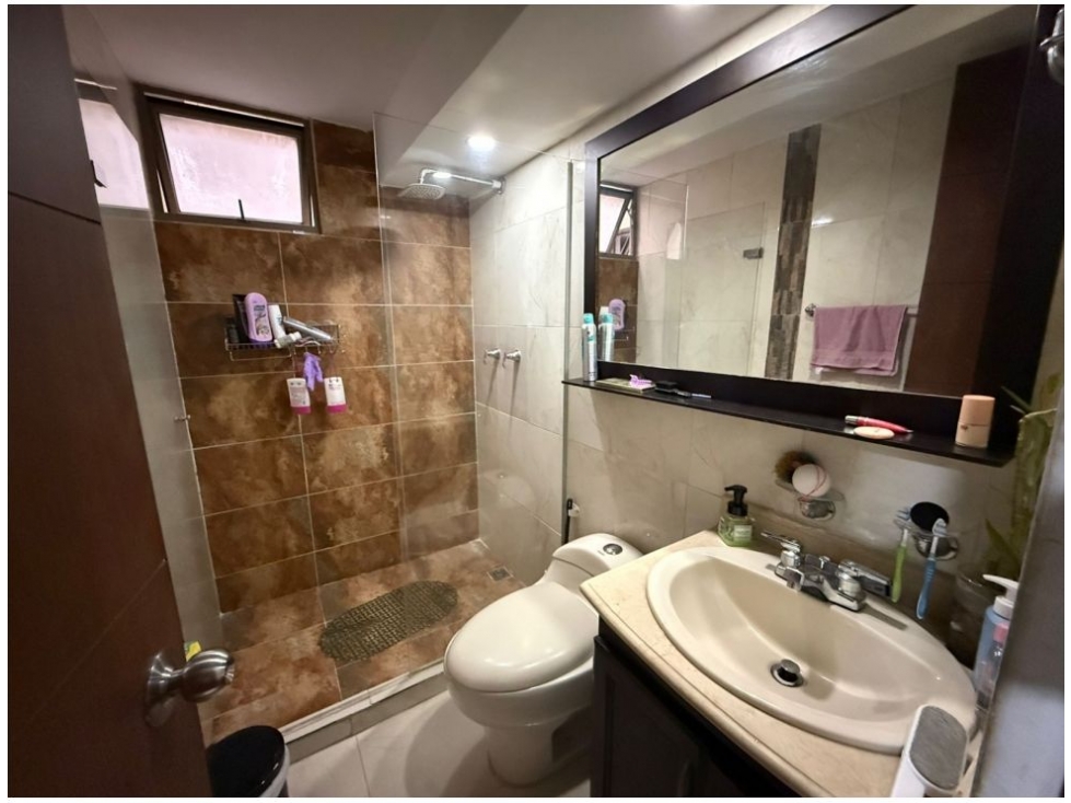 VENTA APARTAMENTO LOMA DE LOS BERNAL RANGO 7 — foto 3