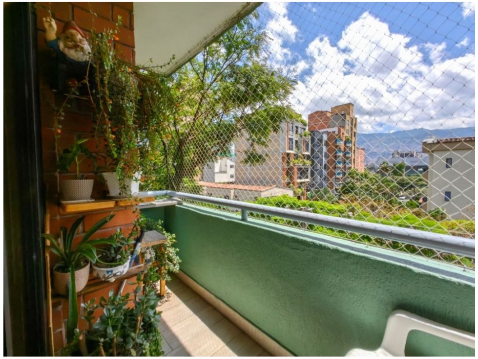 APARTAMENTO EN VENTA REMODELADO CONQUISTADORES — foto 3