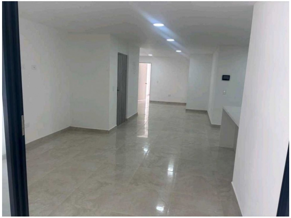 APARTAMENTO EN VENTA LA CASTELLANA PARA ESTRENAR — foto 3