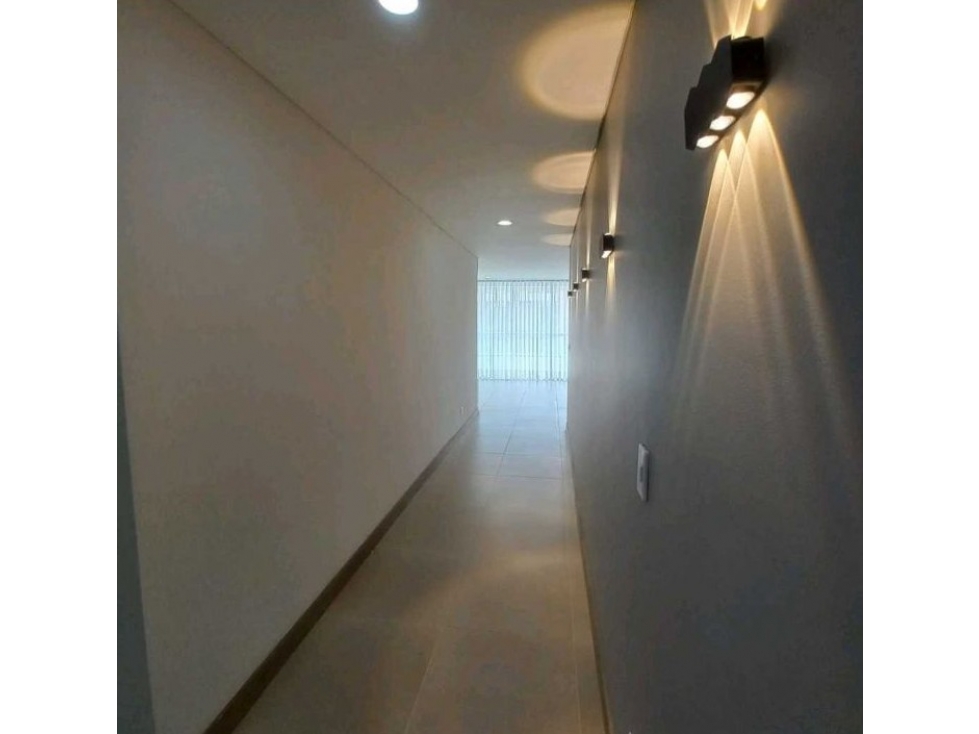 APARTAMENTO EN VENTA LAURELES NOGAL — foto 3