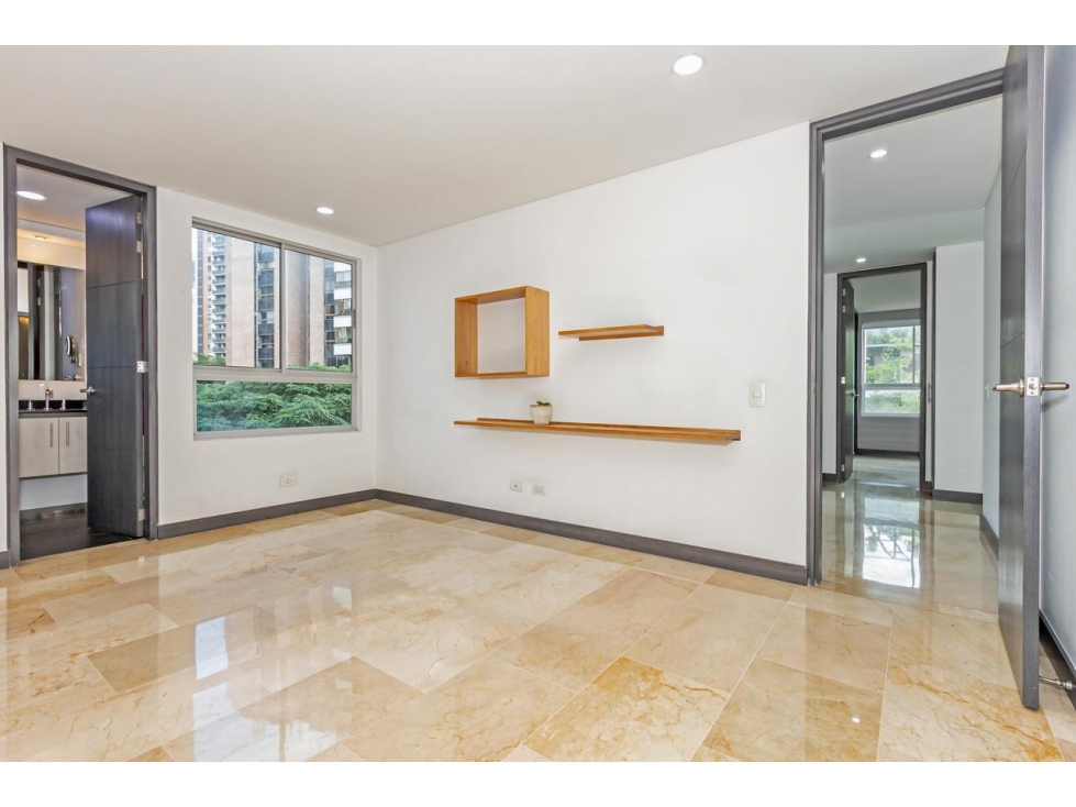 APARTAMENTO PARA LA VENTA EN CASTROPOL, EL POBLADO — foto 6