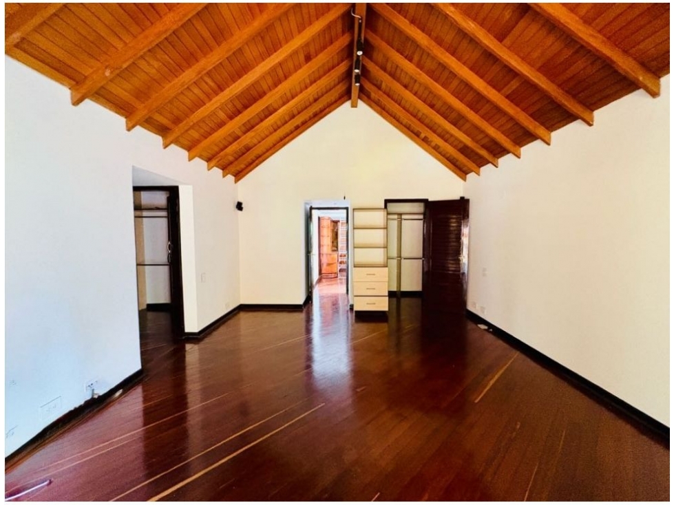 SE VENDE CASA EN ALTOS DEL POBLADO — foto 6