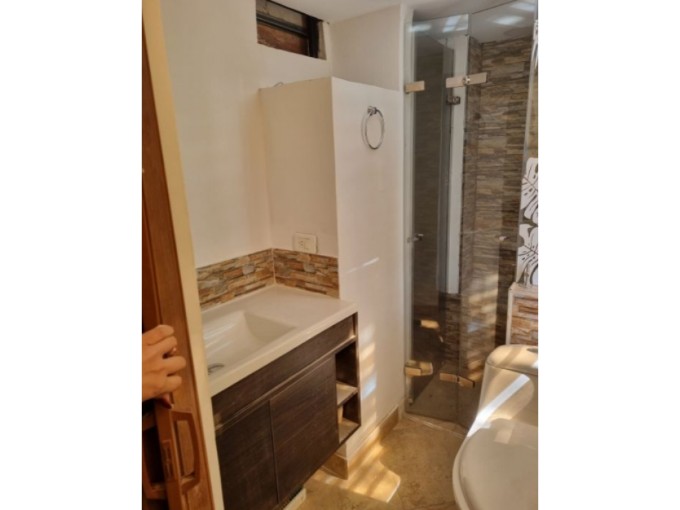 APARTAMENTO EN VENTA EN ROBLEDO PARTE BAJA — foto 5