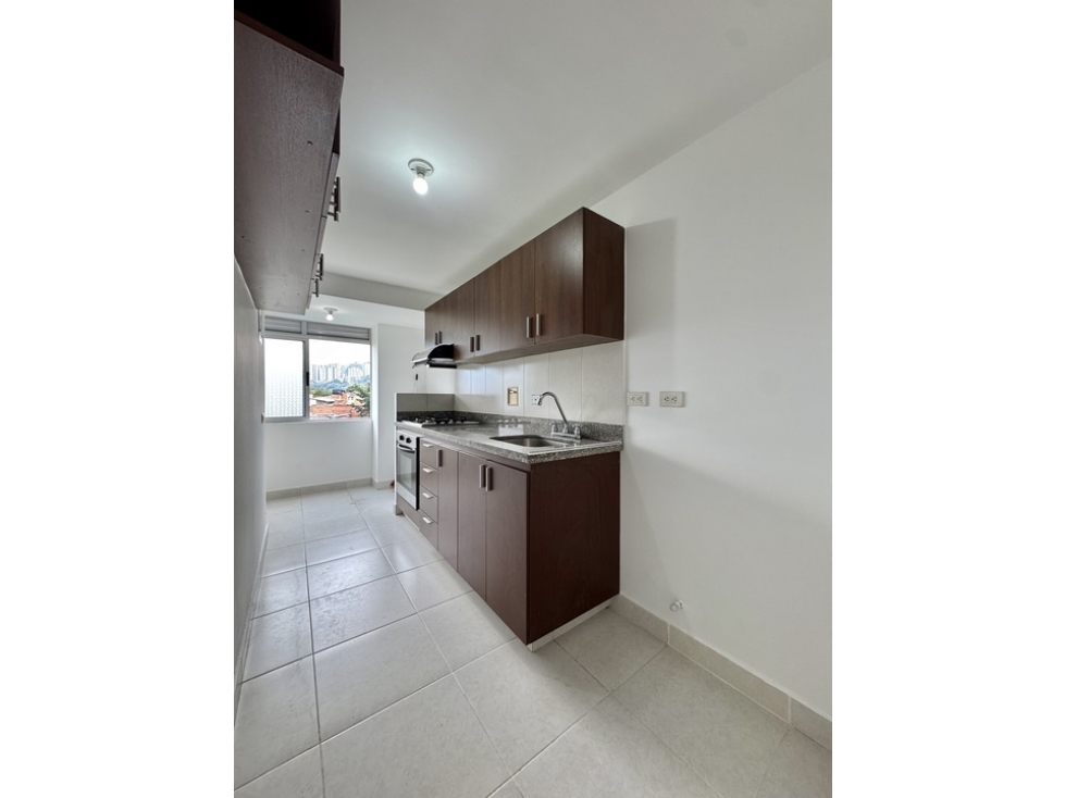 APARTAMENTO EN VENTA EN LOMA DE LOS BERNAL — foto 5
