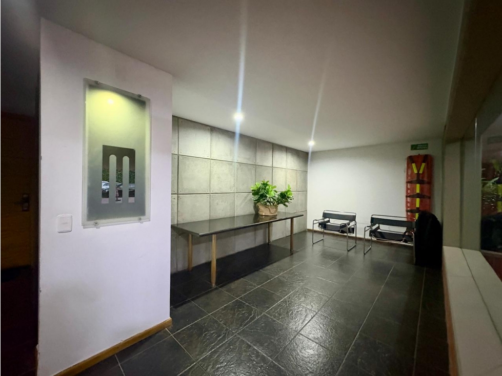 APARTAMENTO PARA LA RENTA AMOBLADO EN POBLADO EL SECTOR DE PROVENZA — foto 4