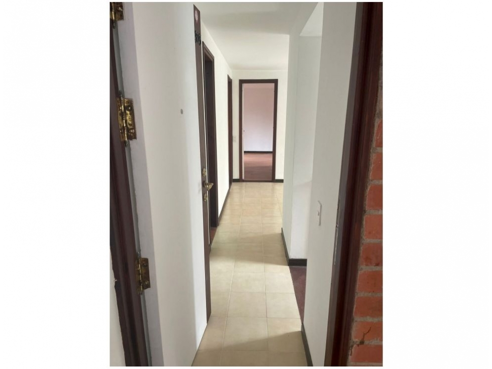 APARTAMENTO EN VENTA EN EL POBLADO SECTOR LOMA DE SAN JULIAN — foto 4