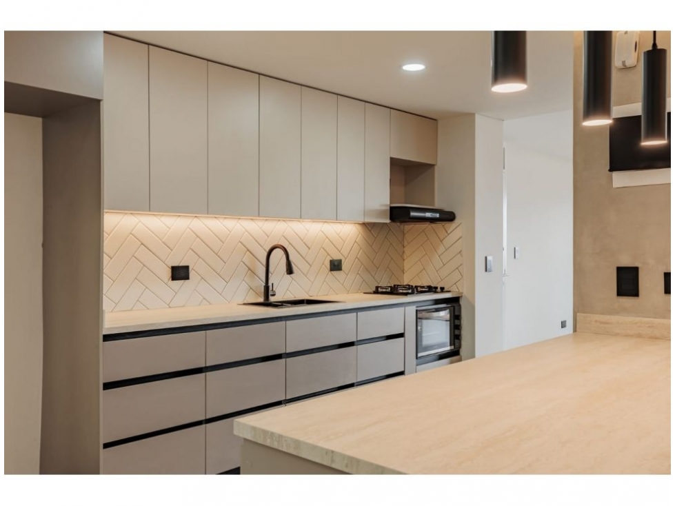 APARTAMENTO EN VENTA EN EL POBLADO SECTOR PROVENZA — foto 4