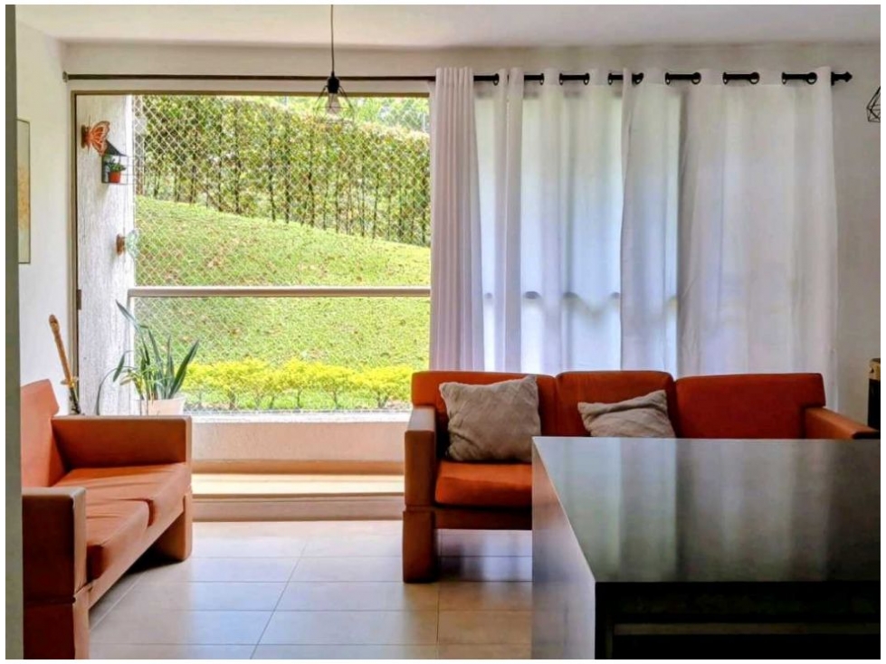 APARTAMENTO EN VENTA LOMA DE LOS BERNAL — foto 4