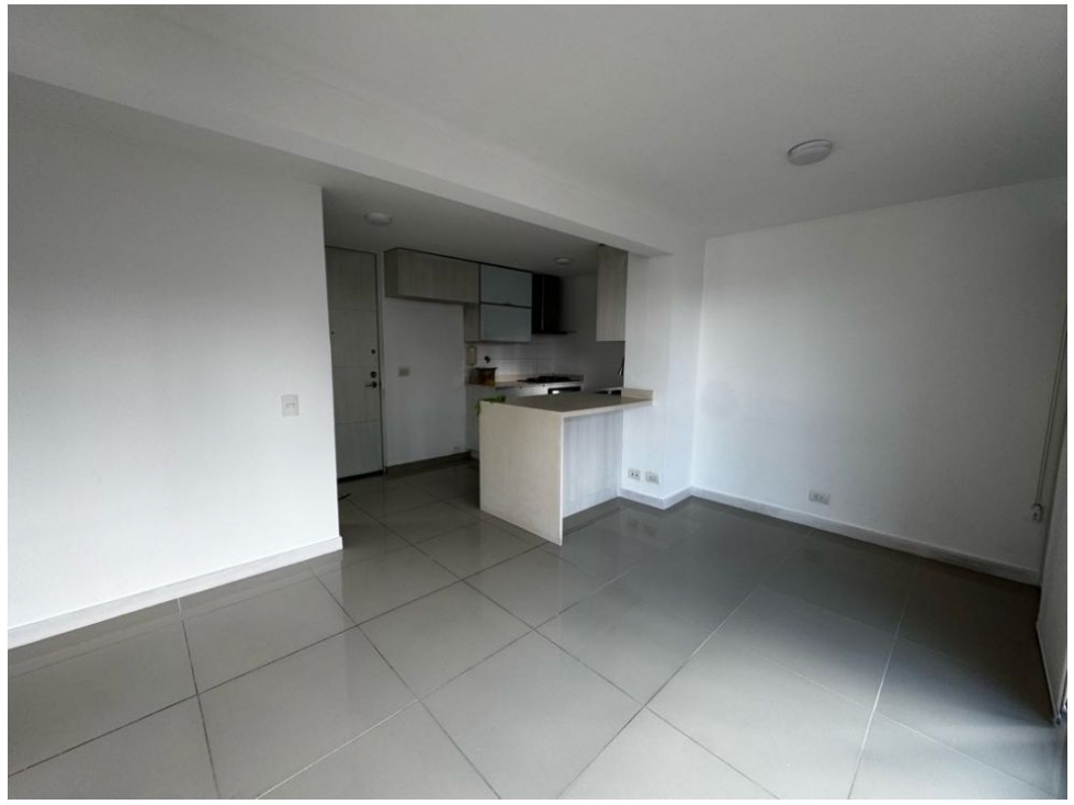 APARTAMENTO EN VENTA EN LOMA DE LOS BERNAL — foto 4