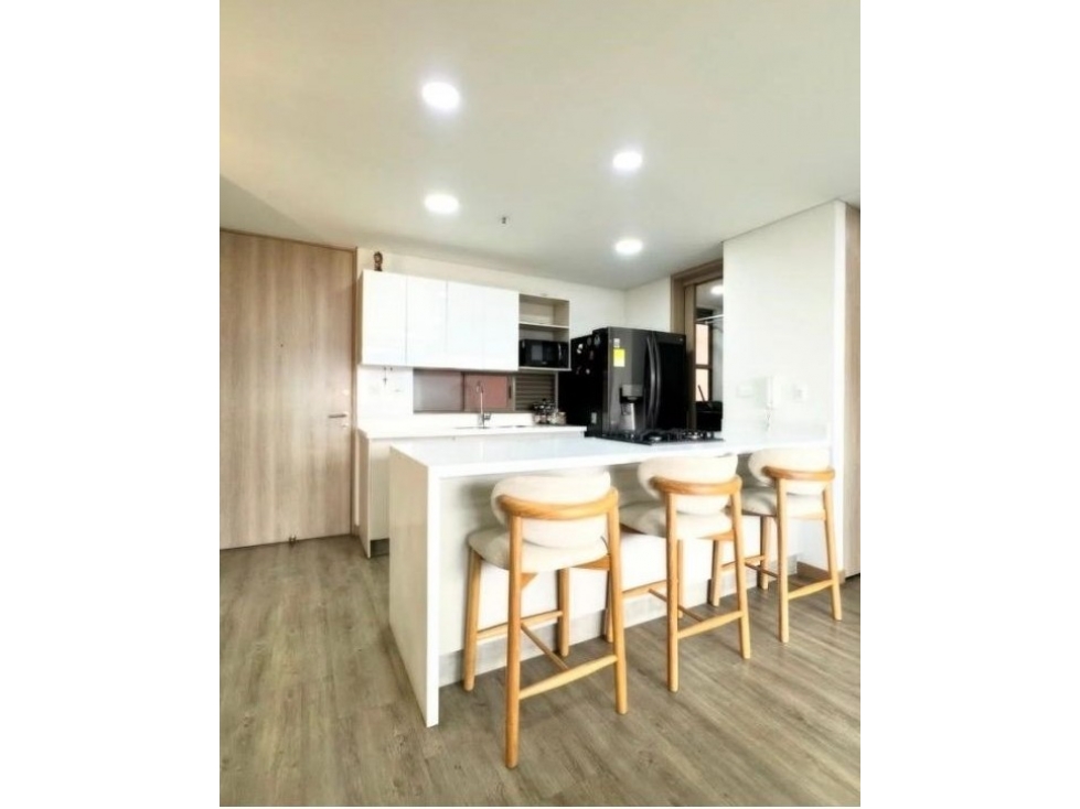 APARTAMENTO EN VENTA EN EL POBLADO SECTOR LINARES — foto 4