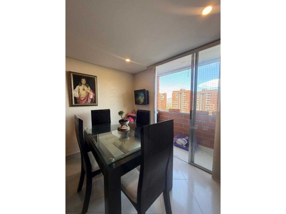 APARTAMENTO EN VENTA LOMA DE LOS BERNAL — foto 4