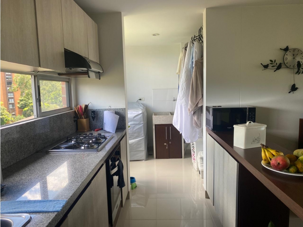 APARTAMENTO EN VENTA EL POBLADO DIAMANTE 2 — foto 4