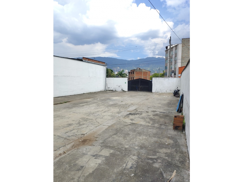 BODEGA PARA EL ARRIENDO EN ITAGUÍ - 4